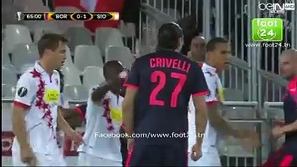 وهبي الخزري شنعها البارح بعركة كالفتو ورقة حمراء
