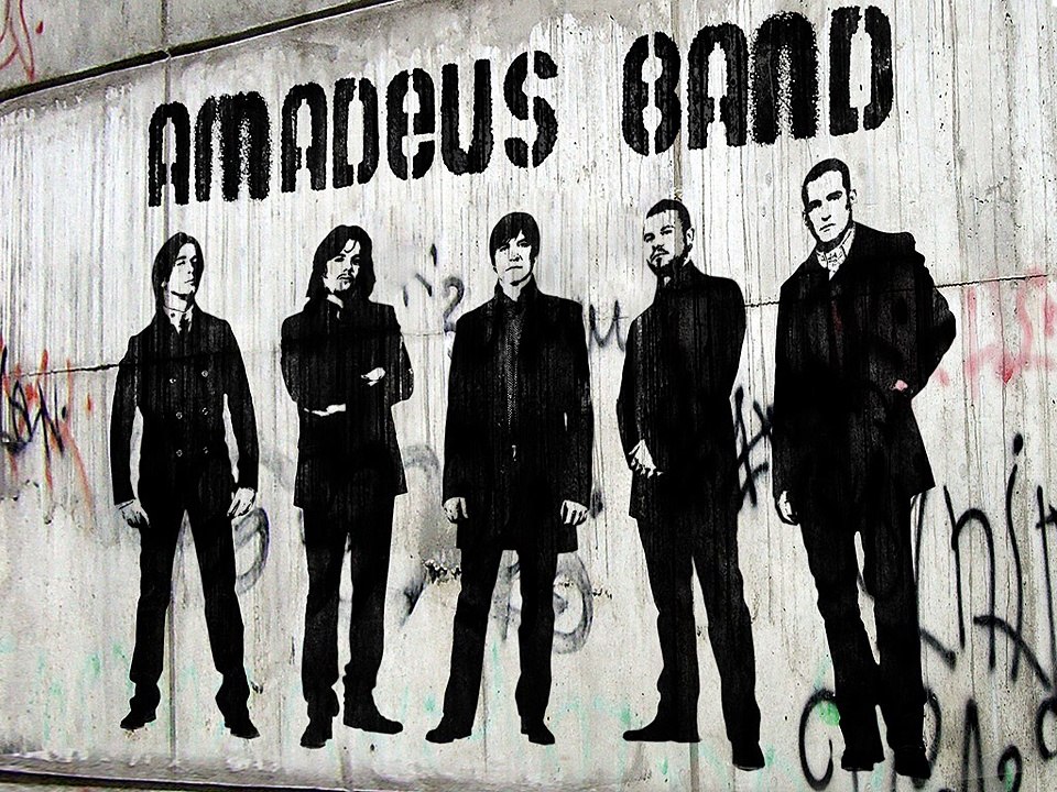 Amadeus Band - Mesec dana