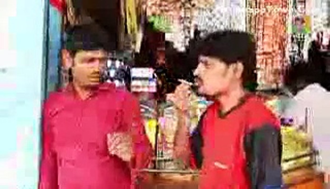Funny Telugu Boy ki public ke Ungli