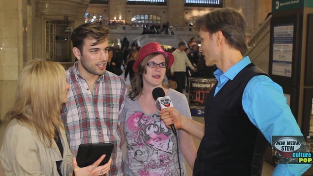 NICKI MINAJ Butt Twerking, KIM KARDASHIAN Bikini: Sexiest Celebrity