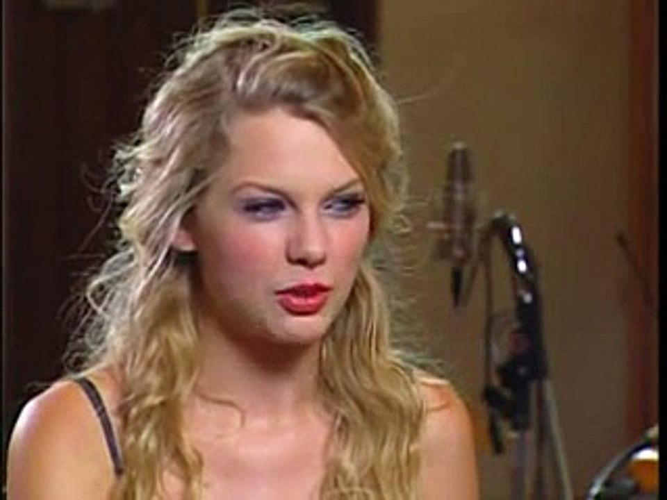 Taylor Swift Women's Health - Interview & Photoshoot