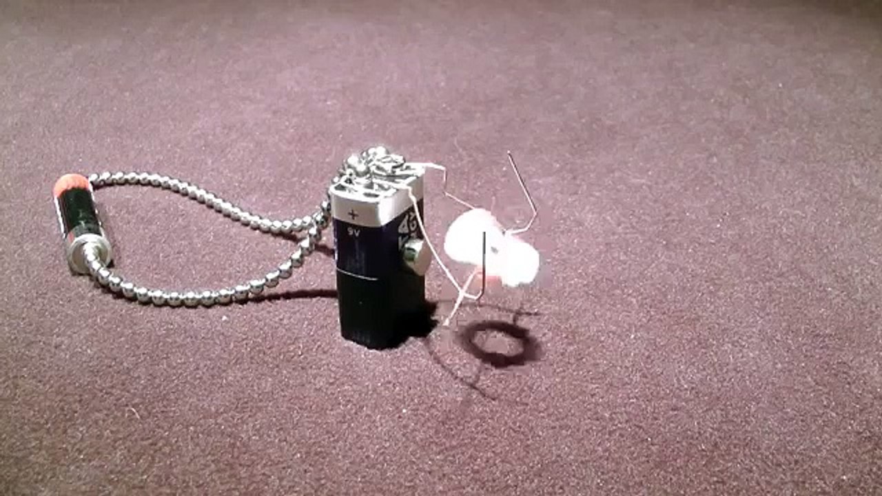 AMAZING SCIENCE EXPERIMENT - 9V Block Battery Engine - Very Simple Engine - Neodymium Magnet