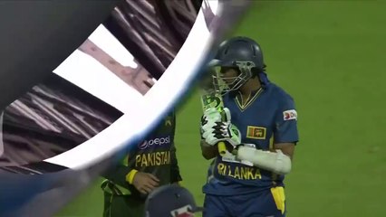 Ahmed Shehzad vs Tillakaratne Dilshan - Epic Fight - Must Watch