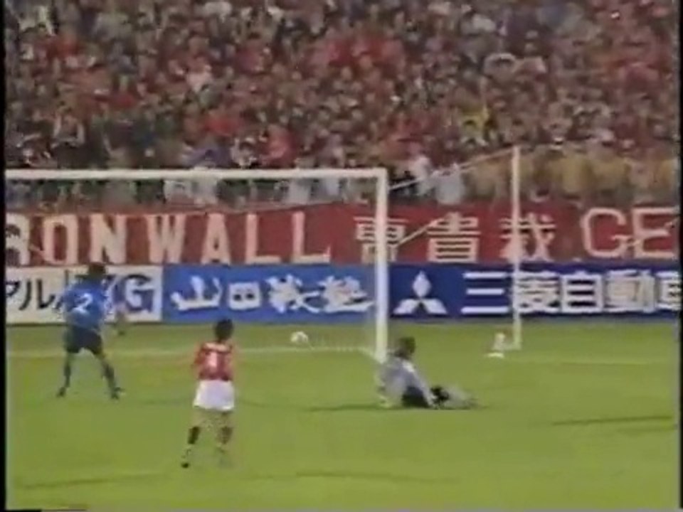 Uwe Bein, Meister des Passes, in der japanischen J-League (1994-1996)