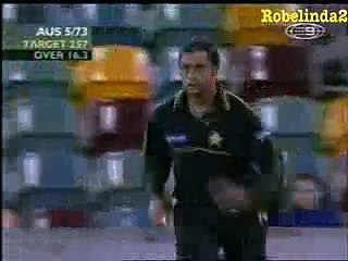 Shoaib Akhtar BRUTAL BOUNCER to Shane Watson 2002 GABBA