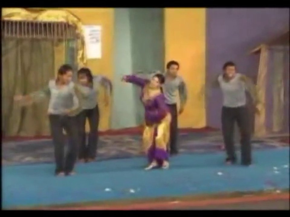 9 Do 11 2015 NEW PAKISTANI PUNJABI STAGE DRAMA P3