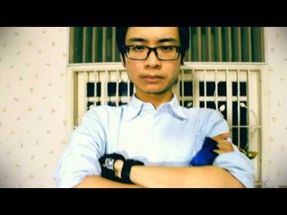 Bukan Volvo Trucks - The Epic Split feat. Van Damme (Parody)