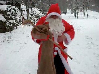 Suomen Joulupukki Hervanta Opiskelijankatu lumipyryssä 2014