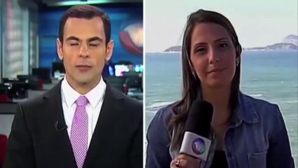 Jornalista da Record dando cantada em colega Ao Vivo
