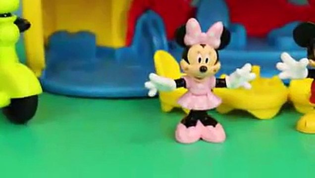 New Duck Play Doh Mickey Mouse Lollipop and Play Doh Minnie Mouse Lollipop with Twirl N Twister Play Set