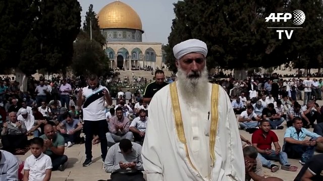 Israel lifts Al-Aqsa age limits as diplomatic drive quickens