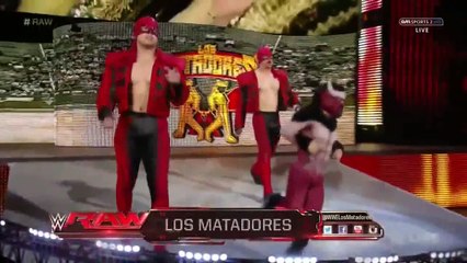 Dudley Boyz vs Los Matadores