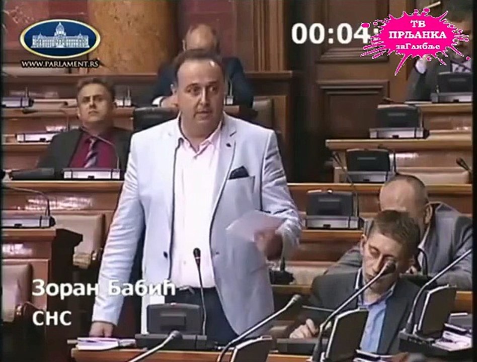 Сезона 2: Специјал 28 - Стижу напредњаци!
