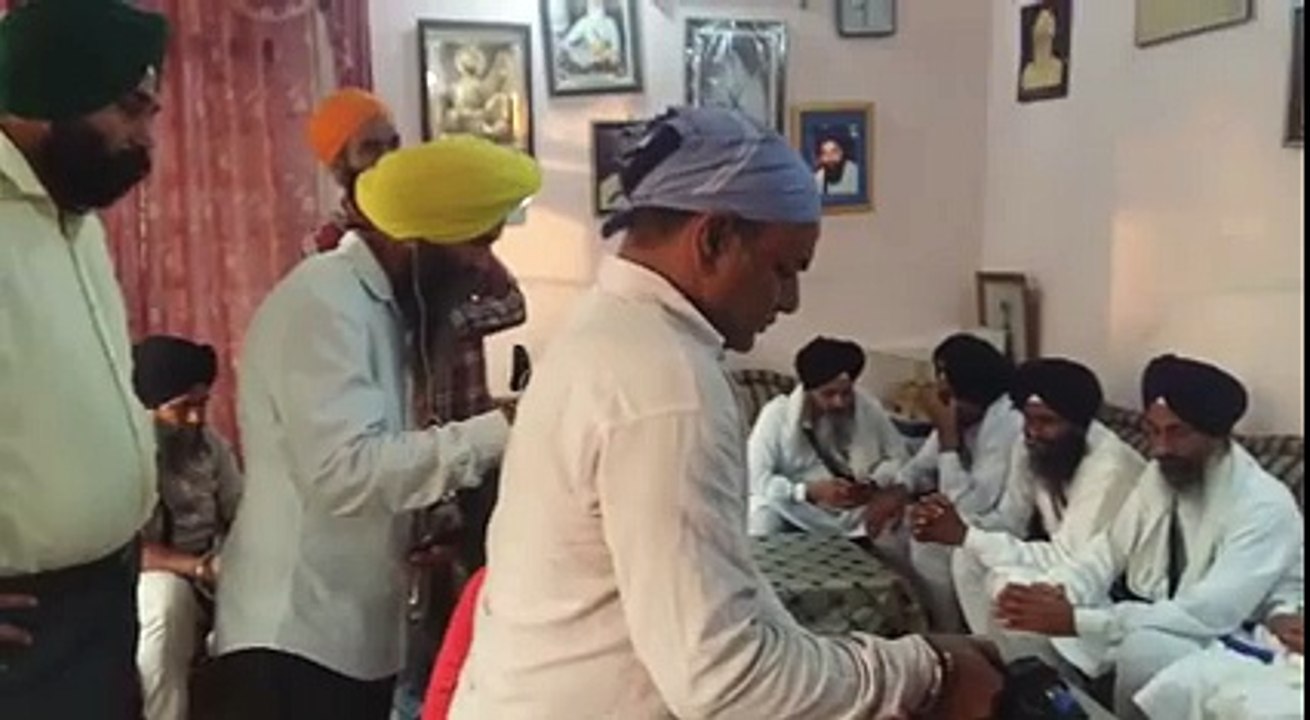 ਪੰਜ ਪਿਆਰਿਆਂ ਦੀ ਮੀਟਿੰਗ ਵਿੱਚ ਫੈਂਸਲਾ