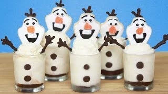 HOW TO MAKE A FROZEN PRINCESS CAKE - NERDY NUMMIES