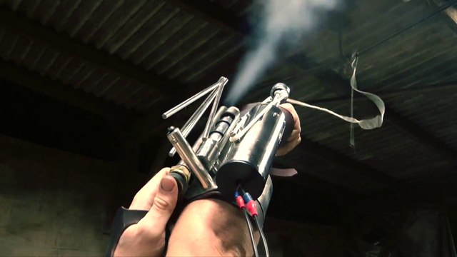 Man created real Assassin's Creed Rope Launcher and hidden Blade