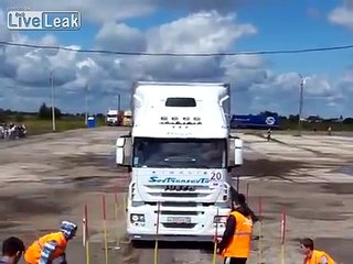 Çılgın Rus Tır Şöförü.