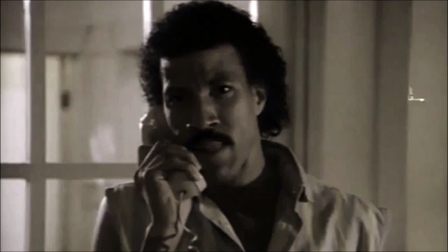Parodie de Adele, Hello. Mashup avec Lionel Richie