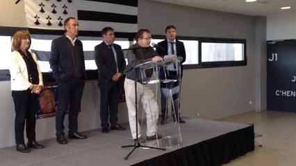 Discours en breton de Martial Ménard