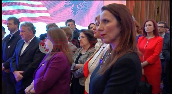 Crawford i përgjigjet Ramës: Në SHBA s’futet njeri në burg për kupon- Ora News- Lajmi i fundit-