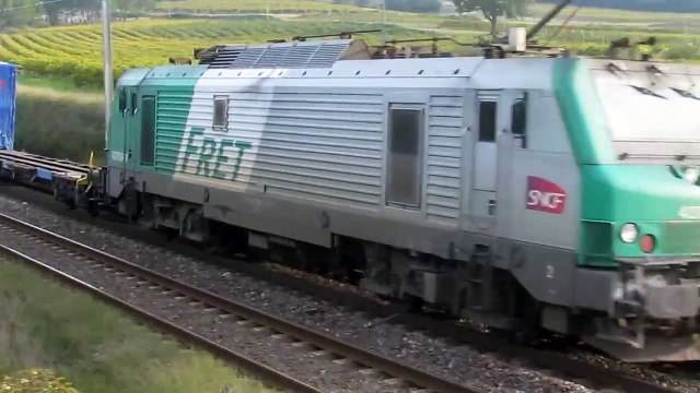 des trains qui passent du cote de Venejan - rive droite du Rhone