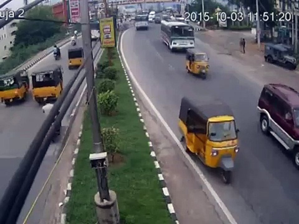 Bus Vs Bike Accident | Caught By CCTV Cam | Live Accidents in India | Tirupati Traffic Pol