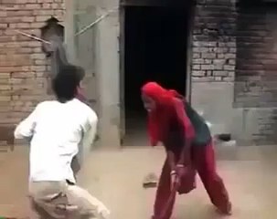 larki ko cheerny ka anjaam- maar maar kr jaan say maar dia