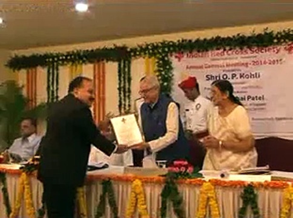 Gandhinagar Red Cross Society Annual meeting with Governor Kohli