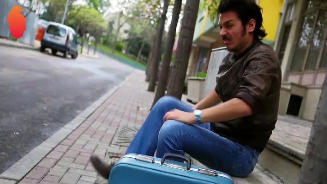 Tarkan Emrah Hayrettin aynı evde 1 :) HD