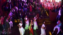 Mohalle Mein Hookah Video Song (Hum Hai Teen Khurafati)