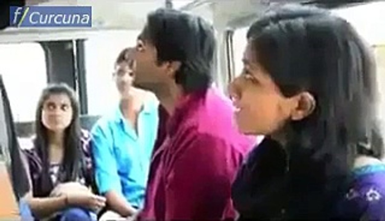 Genç kadın yangına çıplak yakalandı - Funny videos - Komik videolar