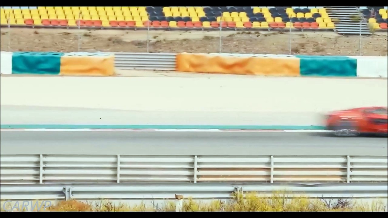 RACETRACK Vermillion Red 2016 McLaren 570S Coupe 3.8 V8 Twin Turbo 562 hp 600 Nm 204 mph 0-62 mph 3,2 s 2,895 lb