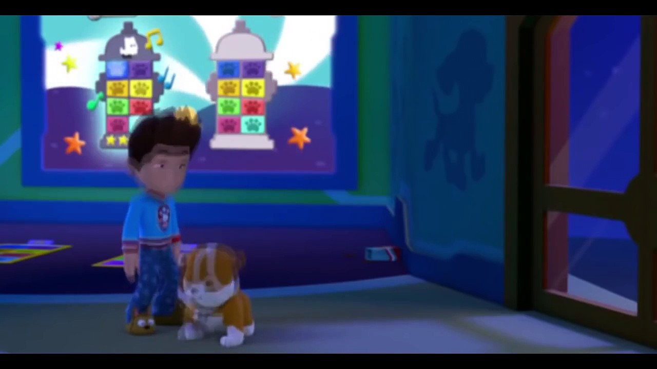 Paw Patrol Pups Save a Ghost