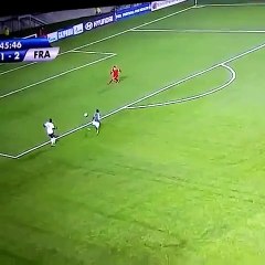 Le geste fou de Luca ZIDANE dans sa surface