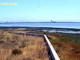 Asiana Plane Accident - NTSB releases new video showing plane flipping in the air before crash-hBj89UFgL3M