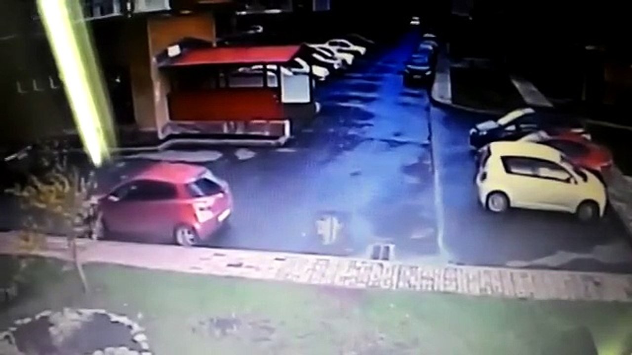 Во начудил, да ещё перед камерой!