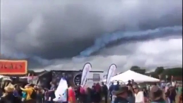 Plane Crashes At Cheshire Car Festival (RAW VIDEO)