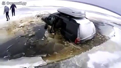 Утопили свою машину на рыбалке