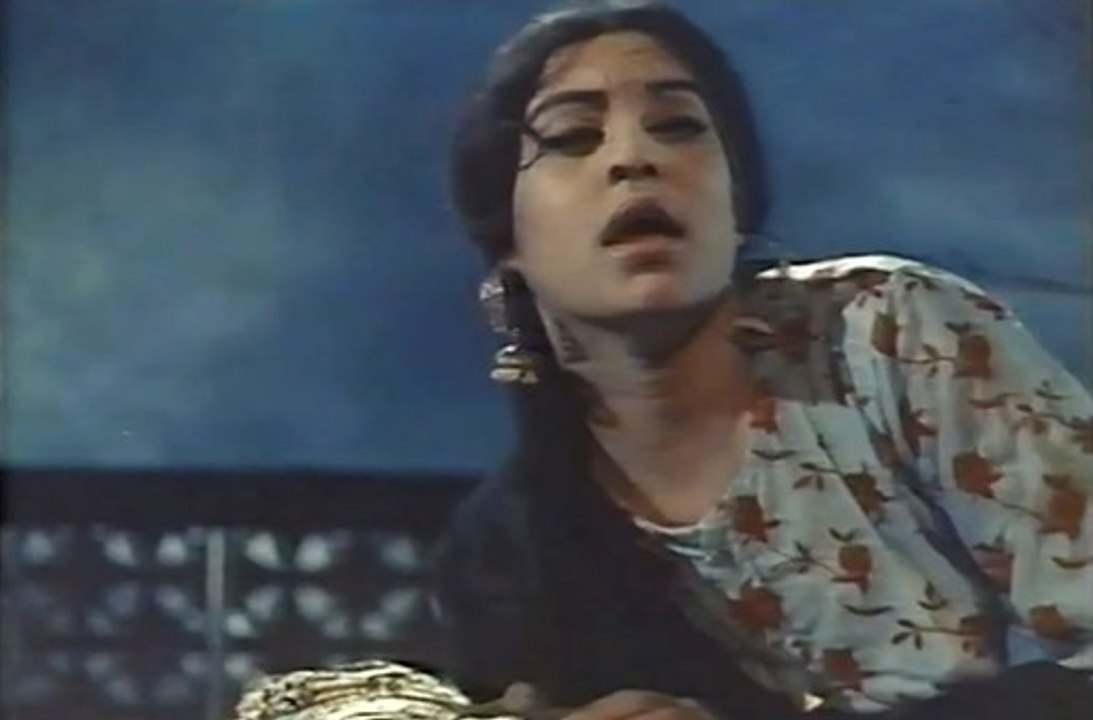 Kadi Aamil Ranjhan Way - Noor Jehan - Film Heer Ranjha_1-URDU Punjabi Super Lollywood Hit Pakistani Super Hit Classic Song Lollywood Hit Pakistani Song-HD