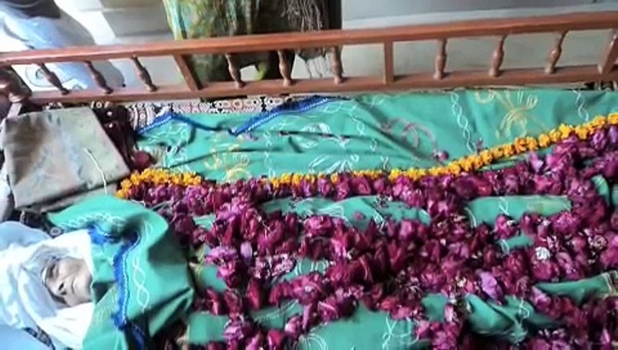 (Exclusive) Punjabi Maa Ki Shan