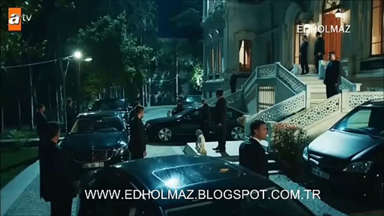 Eşkıya Dünyaya Hükümdar Olmaz 4.Bölüm | İlyas masaya oturuyor