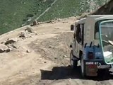 Most Dangerous roads of Gilgit Baltistan. Amazing and beautiful scense