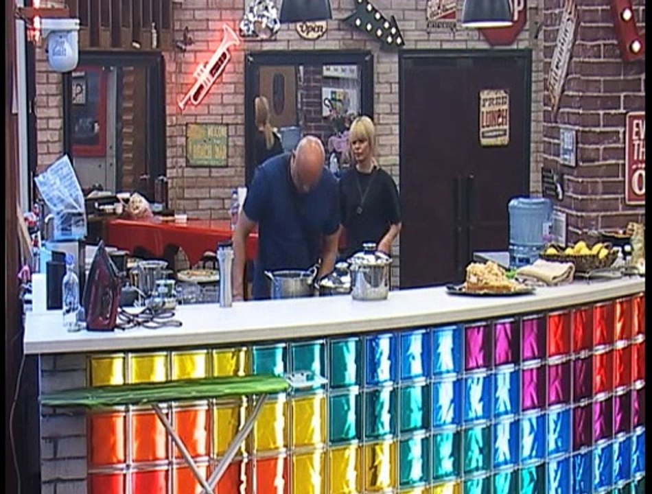 ЖИВО излъчване - 22:00 мин. кой за кого гласува_2015_10_25