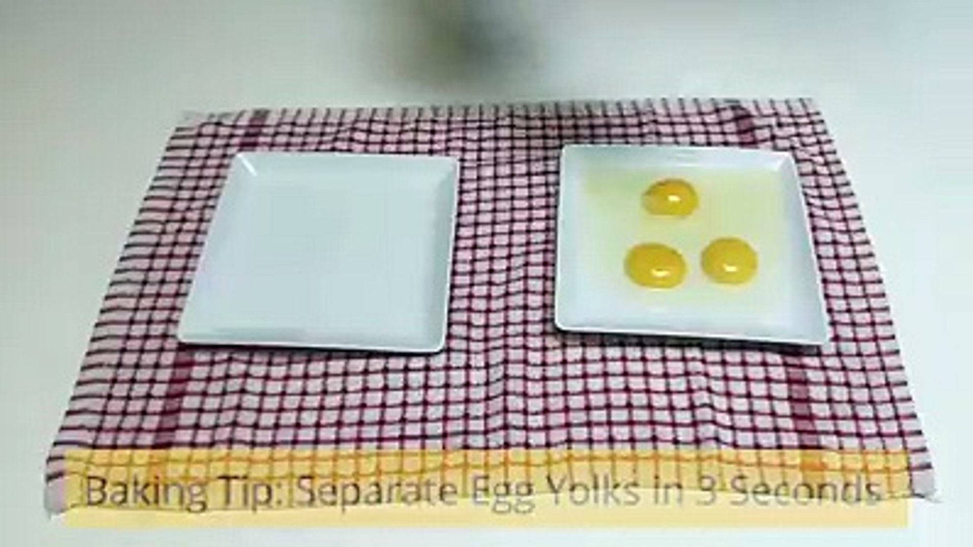 How To Separate Egg White And Egg Yoks