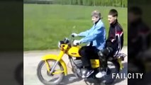 Epic Motorcycle FAILS & Crashes ★ Motorbike Fail Compilation 2014 ★ FailCity