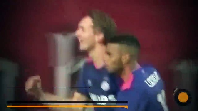 Guardado colaboró en triunfo del PSV