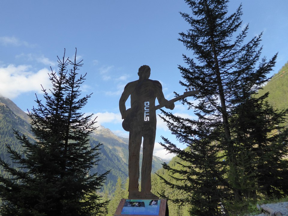 Igschl - Walk of Lyrics