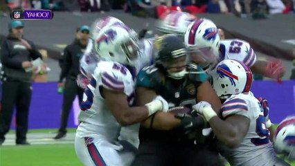 Jaguars Tyson Alualu gets stuffed on 3rd and 1