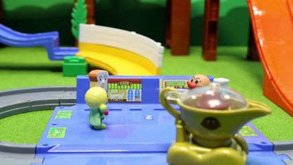アンパンマンのミニカーで「トミカ３WAYジャンプどうろセット」