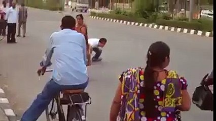 mazhab hoi bhi ho sub insan hy